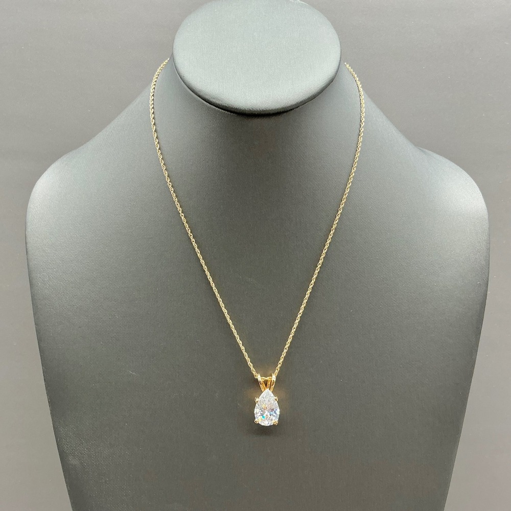 Pendant Necklace Women Gold Tone Pear Cut Clear Stone Solitaire Rope Chain 18in